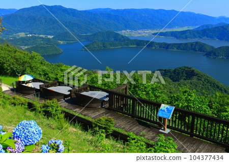[福井縣] 從三方五湖彩虹線山頂公園眺望的景色 104377434
