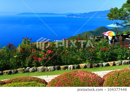 [福井縣] 從三方五湖彩虹線山頂公園（若狹灣）眺望的景色 104377446