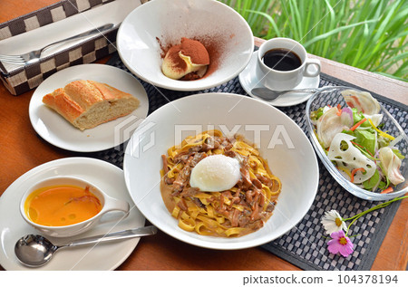 Italian restaurant pasta lunch Italian restaurant pasta lunch 104378194