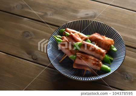 Snap peas wrapped in bacon Snap peas wrapped in bacon 104378595