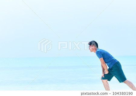 sea people movement 104380190