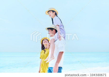 Umi family 104380671