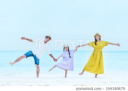 Umi family 104380679