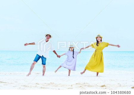 Umi family 104380680