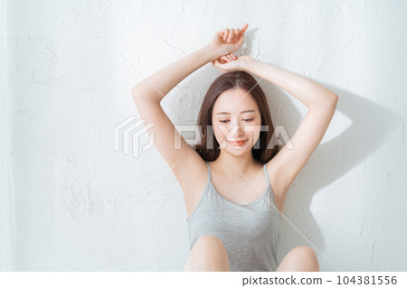 Hair loss image 104381556