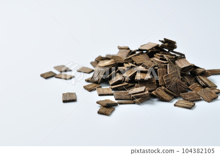 香木片 Kyara（白色背景） 104382105