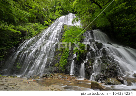 Ryuzōgaki Fall (Ikeda Town, Imabari-gun, Fukui Prefecture) 104384224