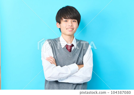 男 初中生 高中生 男 初中生 高中生 104387080