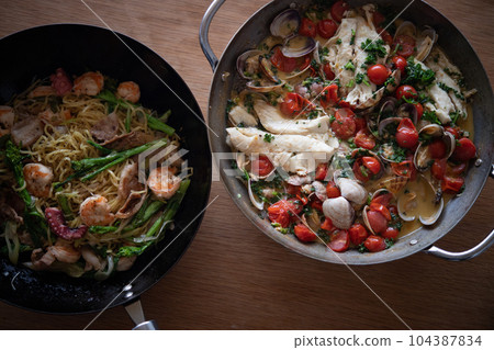 鱸魚 acqua pazza 和海鮮鹽炒麵 鱸魚 acqua pazza 和海鮮鹽炒麵 104387834