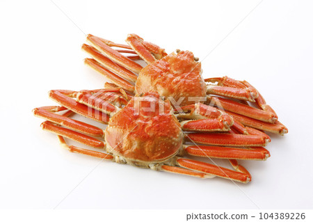 2 bowls of boiled snow crab white background 104389226