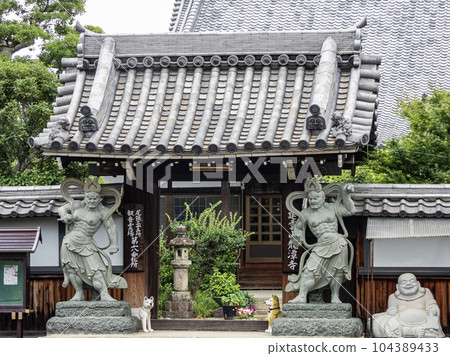 Scenery of the precincts of Ryutan-ji Temple 104389433