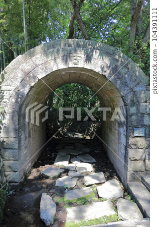 四國村三瀨庵拱橋(原金比羅五街道高松公路沿線的橋樑,因縣道擴建而遷移) 四國村三瀨庵拱橋(原金比羅五街道高松公路沿線的橋樑,因縣道擴建而遷移) 104391111
