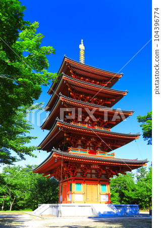 [京都府] 綠意盎然的成合寺五層寶塔 104396774