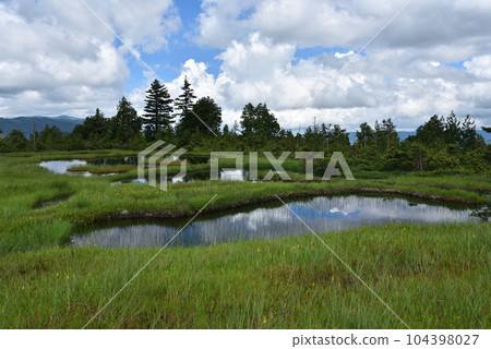 Mt. Hiuchigatake, Miike Route, Oze, Fukushima Prefecture Mt. Hiuchigatake, Miike Route, Oze, Fukushima Prefecture 104398027