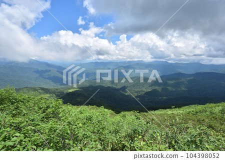 Mt. Hiuchigatake, Miike Route, Oze, Fukushima Prefecture 104398052