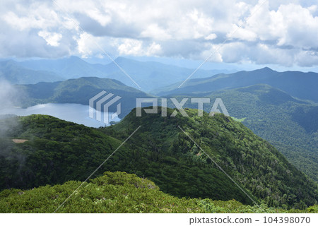Mt. Hiuchigatake, Miike Route, Oze, Fukushima Prefecture Mt. Hiuchigatake, Miike Route, Oze, Fukushima Prefecture 104398070