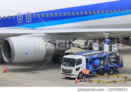 Jet refueling refueling jet fuel airport operations Jet refueling refueling jet fuel airport operations 104399431