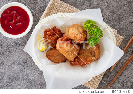 Karaage Chicken, crispy fried chicken. 104401658