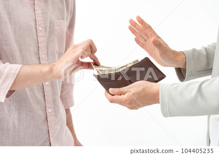 lending and borrowing money with friends 104405235