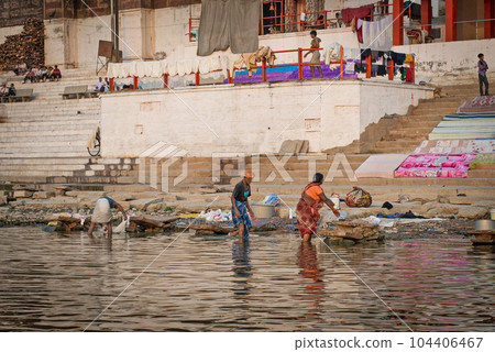 [India] Ganges River 104406467
