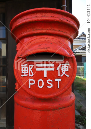 櫻花、千葉、圓形郵筒的風景（舊吉田書店前） 104413341