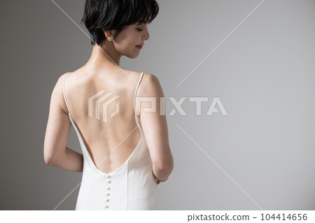 Beautiful back and shoulder blades of a woman Beautiful back and shoulder blades of a woman 104414656