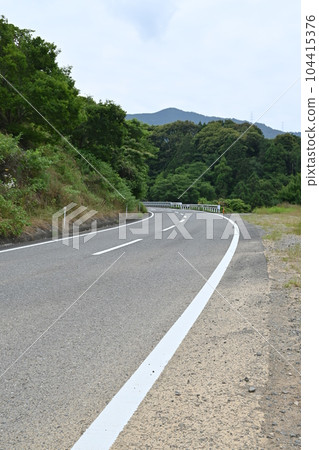 Winding Road 104415376