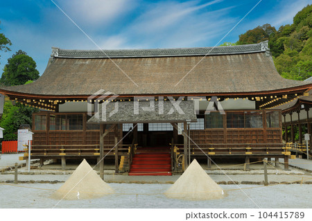 World Heritage Kyoto Kamigamo Shrine Hosodono and Tatesuna World Heritage Kyoto Kamigamo Shrine Hosodono and Tatesuna 104415789