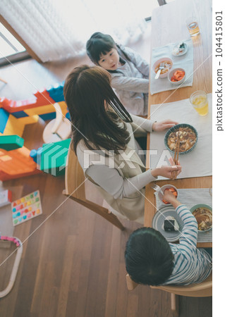 parenthood, parent and child, family 104415801