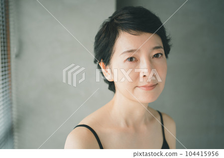 女生 女孩 女性 104415956