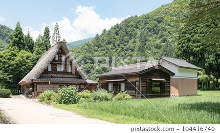 五箇山菅沼合掌造村(夏) 五箇山菅沼合掌造村(夏) 104416740