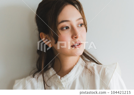 女生 女孩 女性 104421215