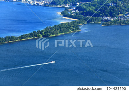 [Kyoto Prefecture] Amanohashidate in sunny weather 104425590