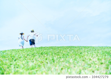 Children's play 104427279