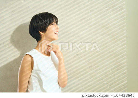 Young lady's portrait 104428645