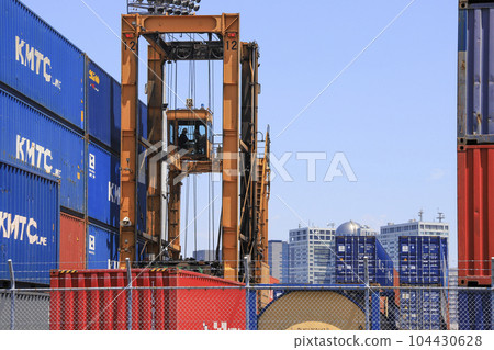 品川集裝箱碼頭 品川東集裝箱堆場的 Strald Carrier 104430628
