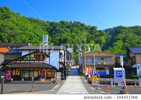 [Kyoto Prefecture] Amanohashidate Kasamatsu Park in sunny weather 104431366