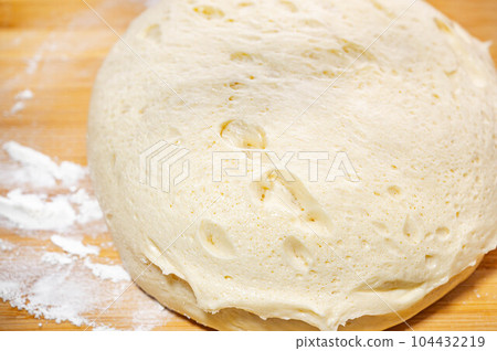 Bread making low temperature fermentation 104432219