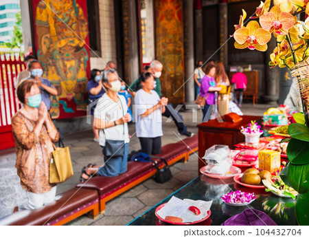 Longshan Temple, Taiwan *Out Focus 104432704