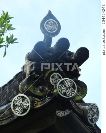 Onigawara, Toribusuma, and Sutra Scrolls Onigawara, Toribusuma, and Sutra Scrolls 104434248