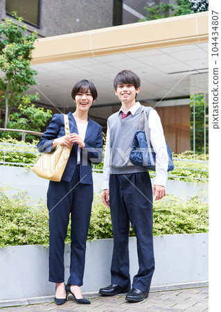 Junior high school field trips　　 104434807