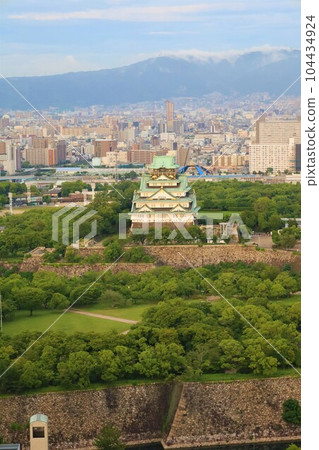 Spring/Summer/Early Summer/Rainy Season/This season is indescribable. Walk around Osaka Castle, Osaka Prefectural Office, NHK Osaka, Tanimachisuji. Spring/Summer/Early Summer/Rainy Season/This season is indescribable. Walk around Osaka Castle, Osaka Prefectural Office, NHK Osaka, Tanimachisuji. 104434924