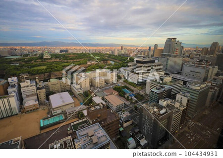 Spring/Summer/Early Summer/Rainy Season/This season is indescribable. Walk around Osaka Castle, Osaka Prefectural Office, NHK Osaka, Tanimachisuji. 104434931