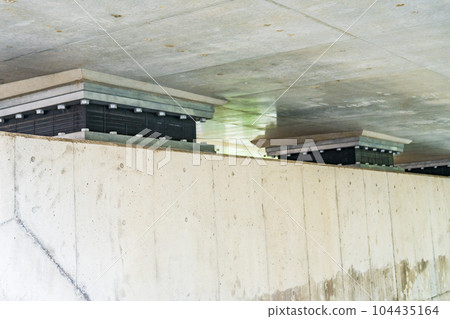 Anti-vibration rubber for elevated roads Anti-vibration rubber for elevated roads 104435164