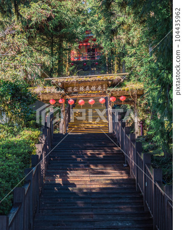 太平山森林遊樂區鎮安宮 104435962