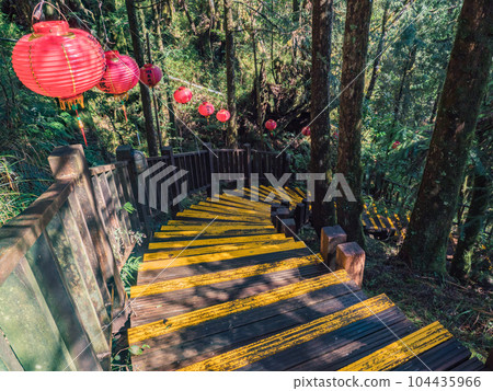 太平山森林遊樂區鎮安宮 104435966