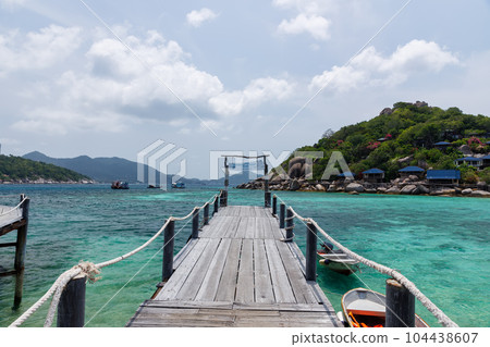 Tropical paradise island,Nang Yuan island or Koh Nang Yuan Island of Koh Tao island ,Surat Thani,Thailand. 104438607