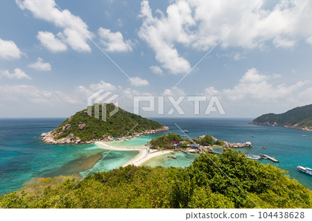 Tropical paradise island,Nang Yuan island or Koh Nang Yuan Island of Koh Tao island ,Surat Thani,Thailand. Tropical paradise island,Nang Yuan island or Koh Nang Yuan Island of Koh Tao island ,Surat Thani,Thailand. 104438628