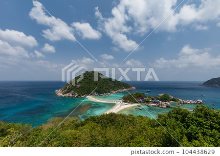 Tropical paradise island,Nang Yuan island or Koh Nang Yuan Island of Koh Tao island ,Surat Thani,Thailand. 104438629