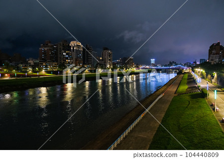 Keelung River at night from Rainbow Bridge, Songshan District, Taipei City, Taiwan Keelung River at night from Rainbow Bridge, Songshan District, Taipei City, Taiwan 104440809